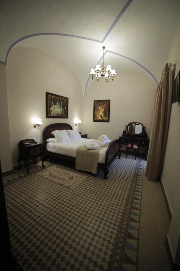 Hotel La Giralda Burguillos Del Cerro Quarto foto
